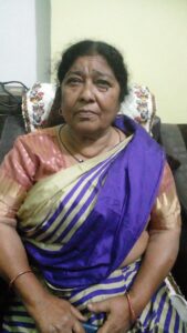 राशन कार्ड के लिए दर दर भटक रही विधवा महिला की डीएम ने सुनी फरियाद