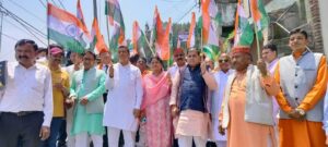 पौड़ी में निकाली गयी तिरंगा शौर्य सम्मान यात्रा