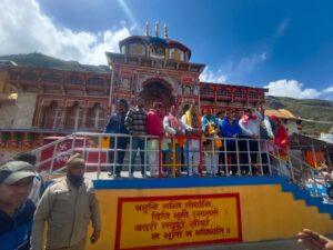 श्री बदरीनाथ- केदारनाथ मंदिर समिति अध्यक्ष हेमंत द्विवेदी दर्शन एवं यात्रा व्यवस्थाओंं के निरीक्षण को पहुंचे बदरीनाथ धाम