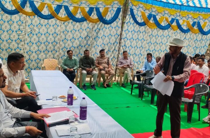 तहसील दिवस में दर्ज शिकायतों का तत्काल निस्तारण करें: सीडीओ