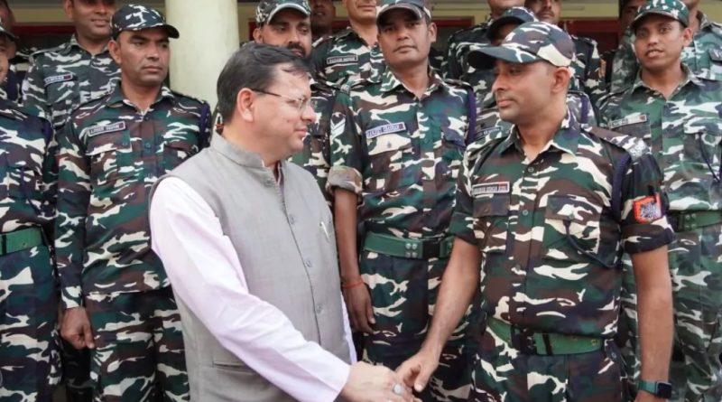 बनबसा पहुंचे मुख्यमंत्री धामी, भारत-नेपाल सीमा पर सुरक्षा व्यवस्थाओं का लिया जायजा