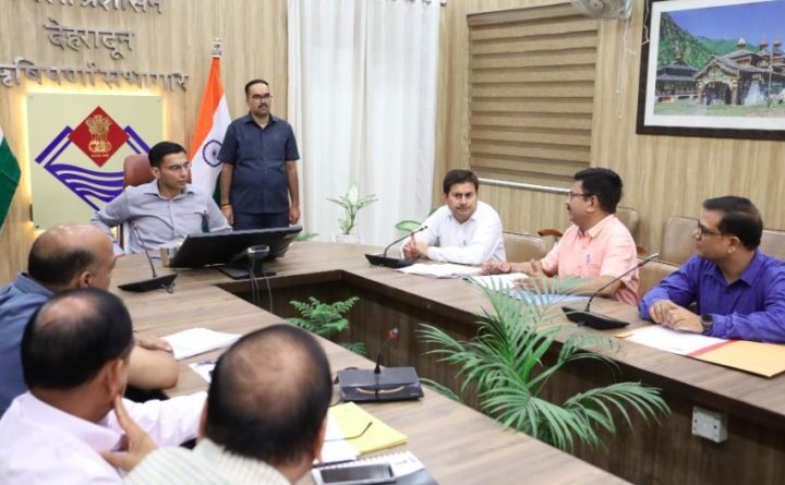 राज्य के विकास, सेवाओं और बुनियादी ढांचे के लिए राजस्व प्राप्ति जरूरी