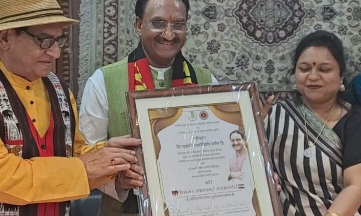 ‘द लिटरेचर लॅरिट सम्मान’ से सम्मानित हुए ‘निशंक’