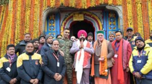 राज्यपाल लेफ्टिनेंट जनरल गुरमीत सिंह ने किए बाबा केदारनाथ के दर्शन, विशेष पूजा कर विश्व कल्याण की करी कामना