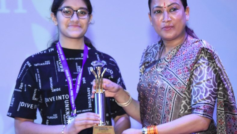 मुश्किलों से जीतना सिखाता है खेल- रेखा आर्या