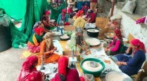 केदारनाथ यात्रा से महिला समूहों को मिल रहा कारोबार