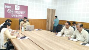 नदियों की स्वच्छता हमारी पहली प्राथमिकता- जिलाधिकारी