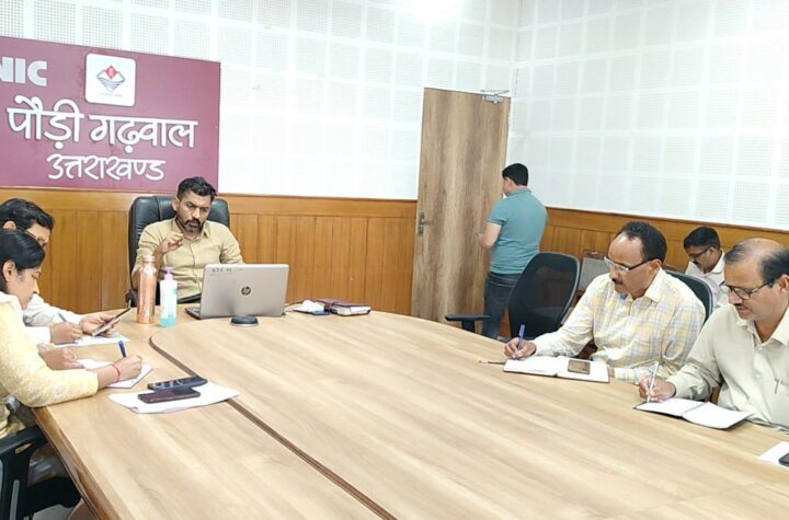 नदियों की स्वच्छता हमारी पहली प्राथमिकता- जिलाधिकारी