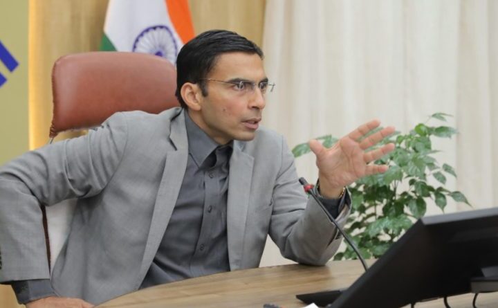 सीएम की प्रेरणा से आखिर डीएम जिले में ले ही आए आधुनिक लांग रेंज इमरजेंसी सायरन, आपदा परिचालन केन्द्र में किया परीक्षण