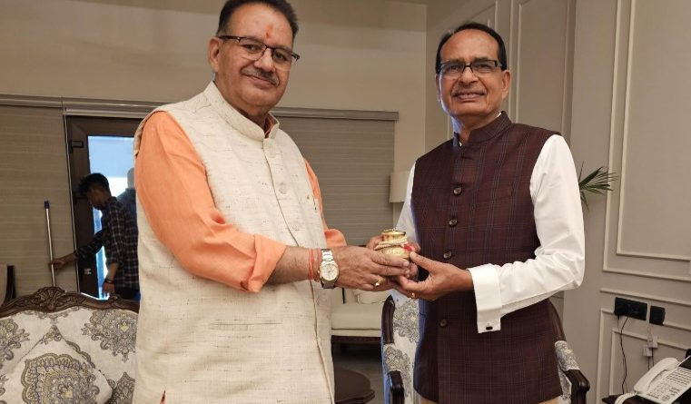 मंत्री गणेश जोशी ने केंद्रीय कृषि मंत्री शिवराज सिंह चौहान से की मुलाकात