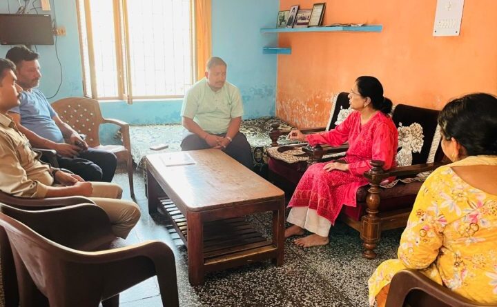 ऋषिकेश की नाबालिग दुष्कर्म पीड़िता व उनके परिजनों से मिली महिला आयोग की अध्यक्ष