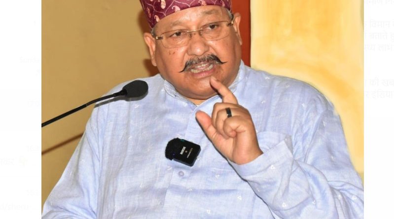 महाराज ने विमान हादसे को बताया दुर्भाग्यपूर्ण, घटना पर जताया दुःख 