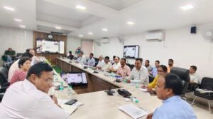 गोल्डन कार्ड से जुड़ी समस्याएं जल्द होंगी दूर