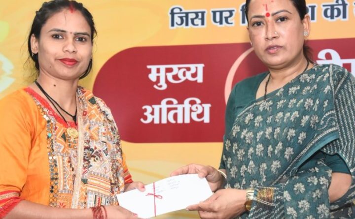 जनहित कार्यों की रीढ़ है आंगनबाड़ी कार्यकत्रियां- रेखा आर्या